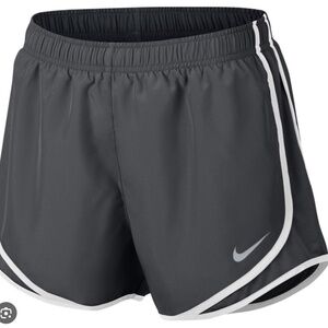 Nike short gray, XL, never worn